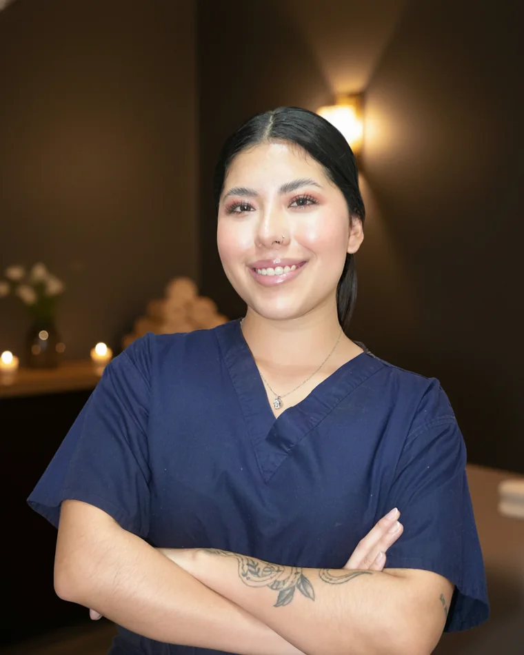 Naomi — Beautician